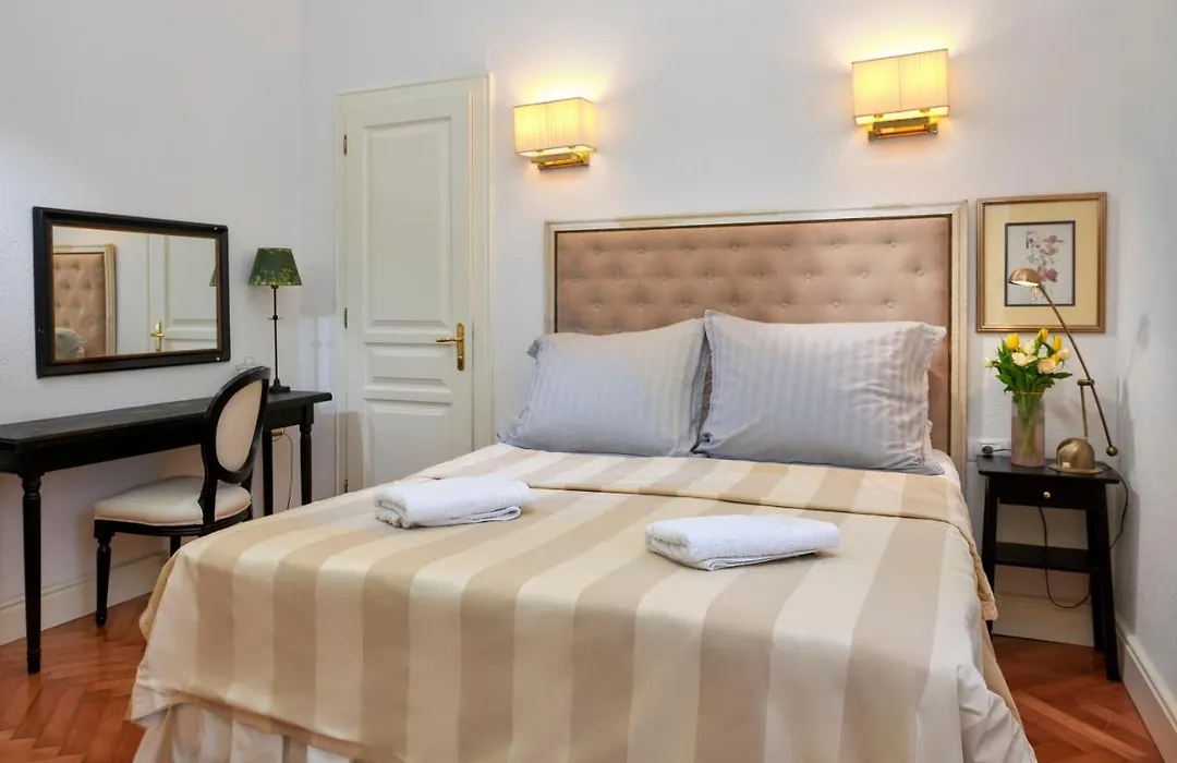 Casa Dei Fiori-1