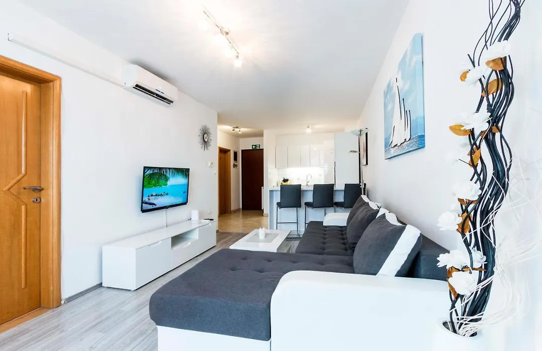 Apartment Elena-1