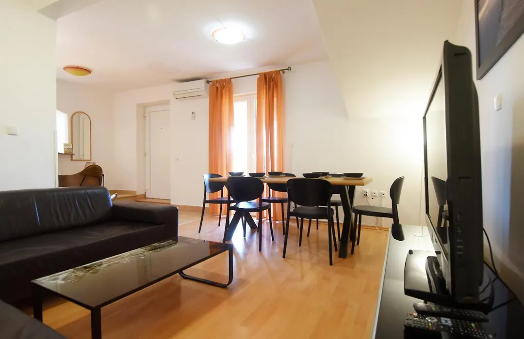 Suitable Summer Apartments-1