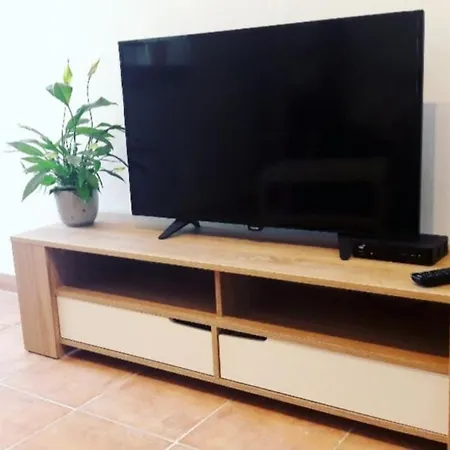 Apartment Nena Near The City Center With Free Parking-3