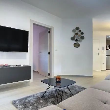Exclusive Pula City Apartments-3