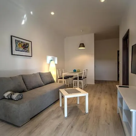 Apartments Estelle-2