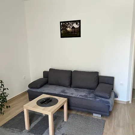 Apartment Sunrise With Private Parking-2