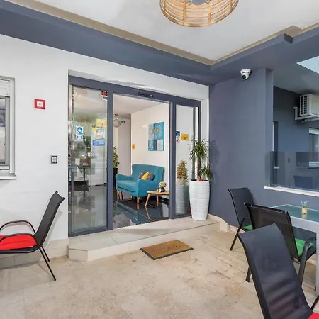 Marine Lux Apartments-2