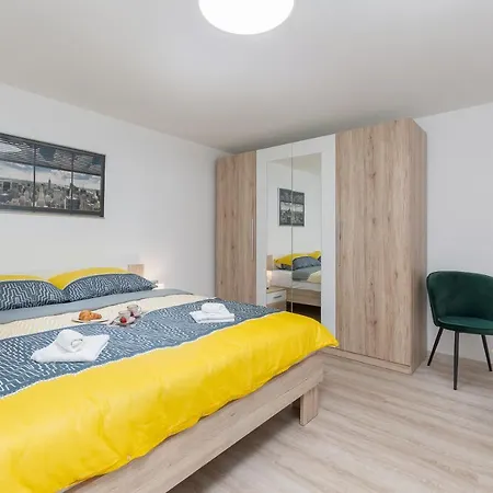Apartment Ena Near Pula Amphitheater-2