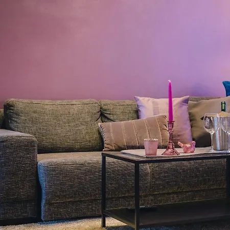 Apartment For Special Getaway Nea With Free Parking-2