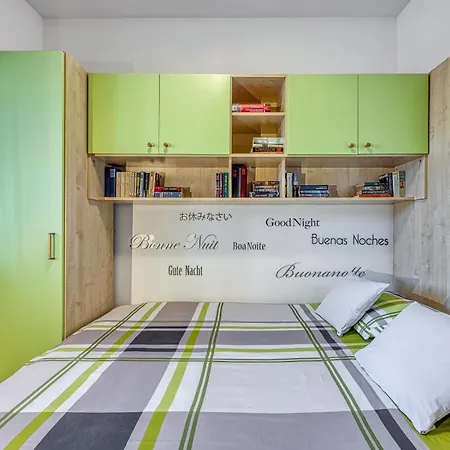 Apartment Dea - Three Bedroom Apartment-2