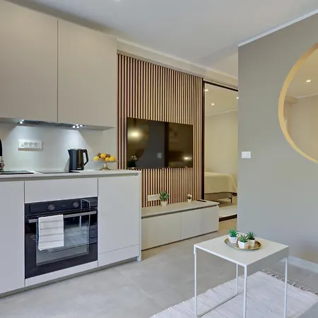 Delux Studio Apartment Aron With Free Parking-3