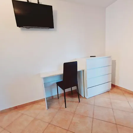 Damian Apartments-2