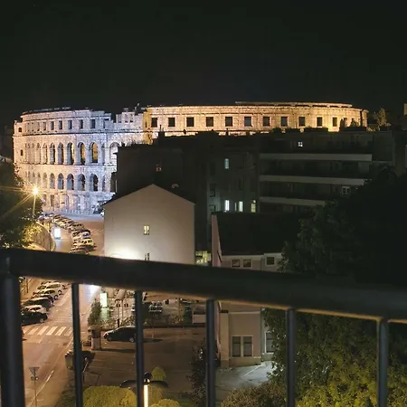 Ancora Center Apartment-2