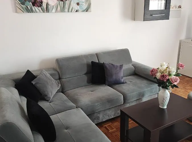 Apartment Eva Pula