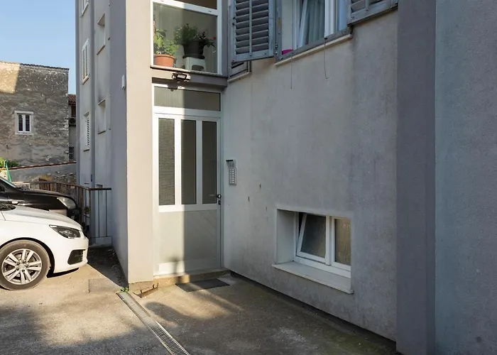 Apartman Izis Centar Pule Pula