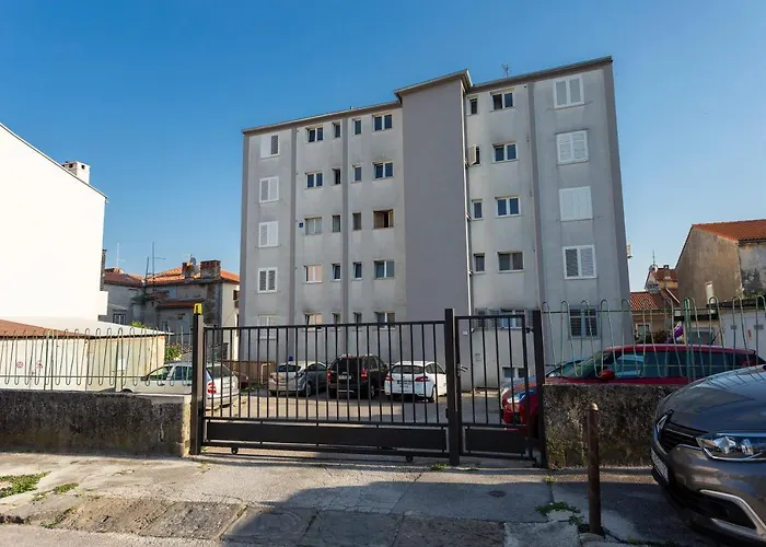 Apartman Izis Centar Pule Pula