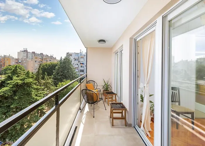 Sunny Aura - Lungomare - Apartment With Parking Pula