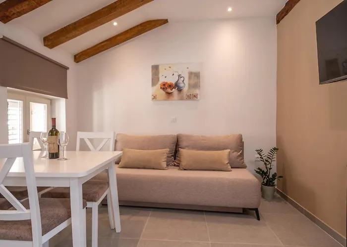 Aaa Apartments & Rooms With Free Parking Pula