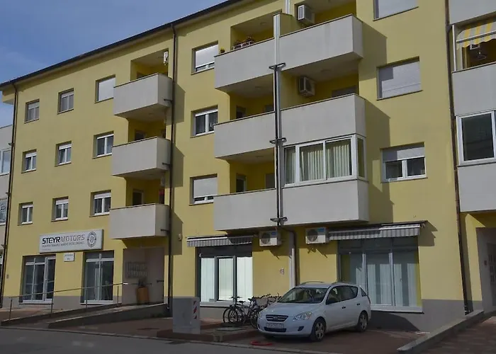 Apartman Ana Pula - Calm, Free Parking, Close To Center