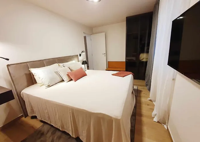 New Ana Design City Center Apartments Pula