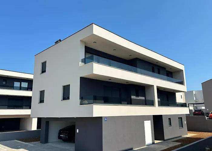 Apartments Harmony Hills Pula