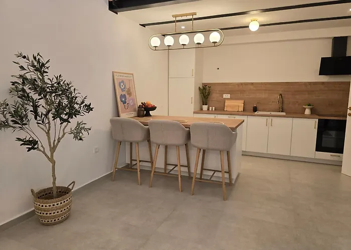 Studio Navis Pula