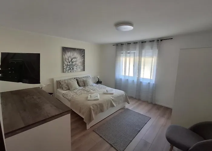 Apartmani Alma Pula