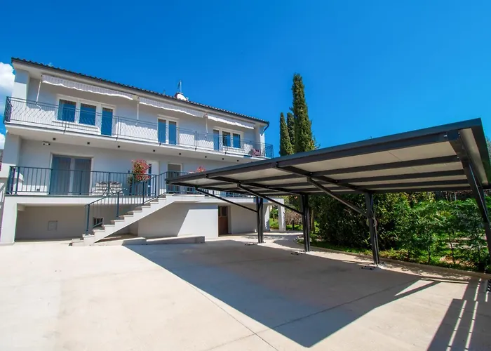 City Life Modern Apartments With Terraces Near Arena - Free Parking - Walk To City Center Pula