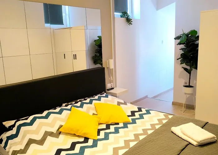 Fran Center Apartments Pula