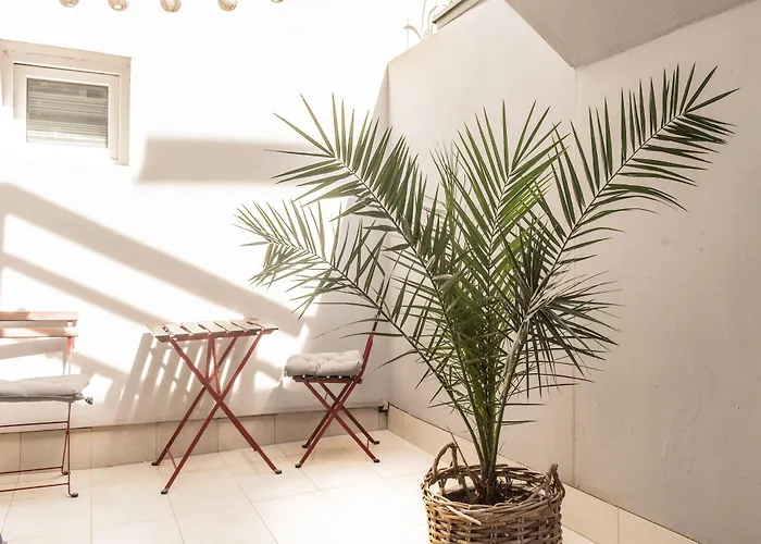 L&B Amphitheater Apartments Pula