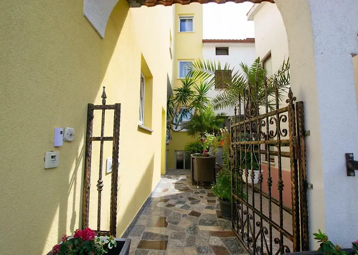 Jela Apartment 7 Pula